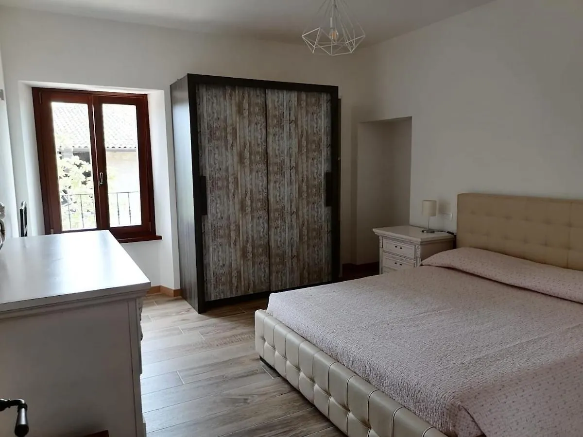 Holiday home Casa Loppia Villa Caprino Veronese Italy