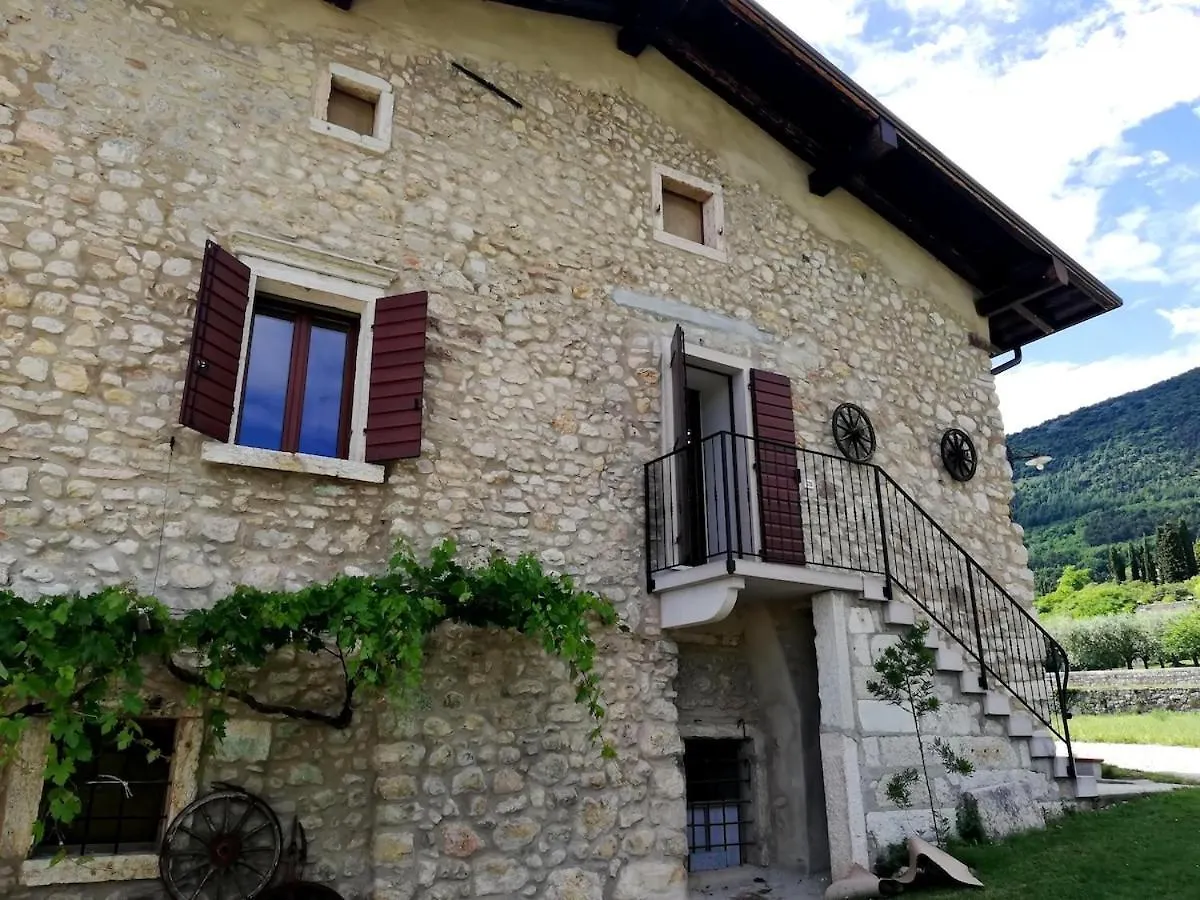 Holiday home Casa Loppia Villa Caprino Veronese Italy